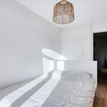 2 Chambres Equipe Et Renove شقة *